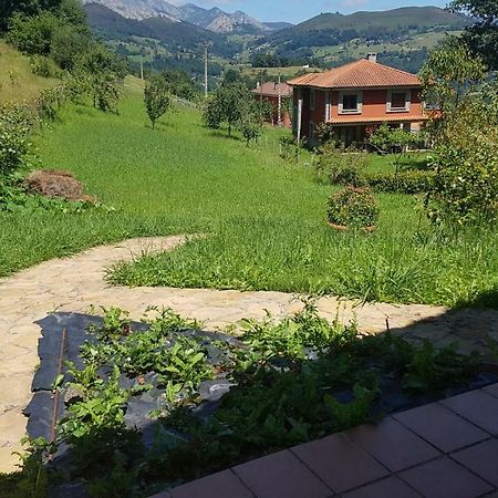 Apartamentos La Guertina Cangas de Onís Exterior photo